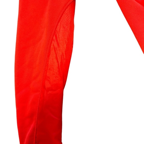 NWT Under Armour Women’s sz Medium quarter zip pullover sweater - Picture 8 of 9